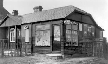 Mrs Richardson�s general store, 4 Bishop�s Road, early 1930s. Cambridgeshire Collection.
